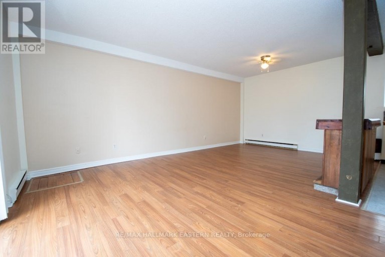 11 ARGYLE STREET, Peterborough (Northcrest Ward 5), Ontario, K9H7M2