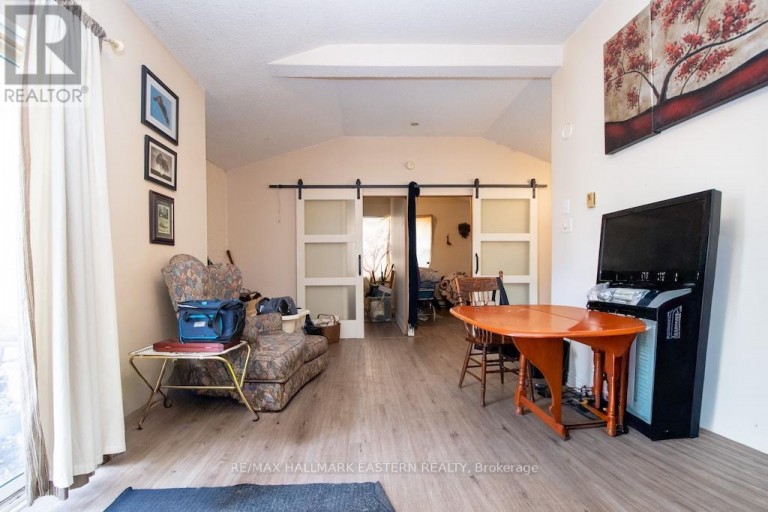 11 ARGYLE STREET, Peterborough (Northcrest Ward 5), Ontario, K9H7M2