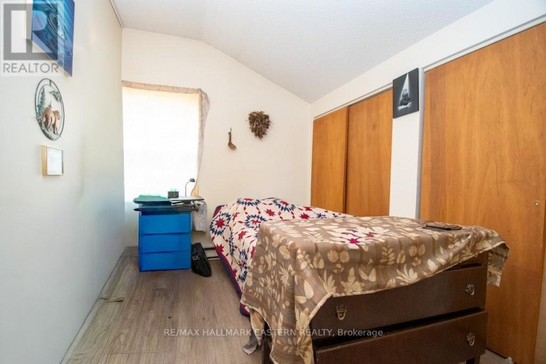 11 ARGYLE STREET, Peterborough (Northcrest Ward 5), Ontario, K9H7M2