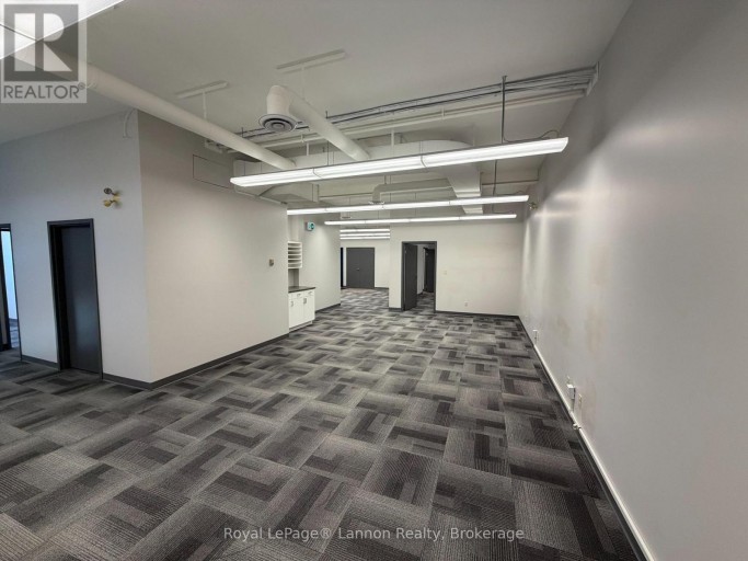 595 ARTHUR ST STREET W, Thunder Bay (Edgewater Park), Ontario, P7E5R5
