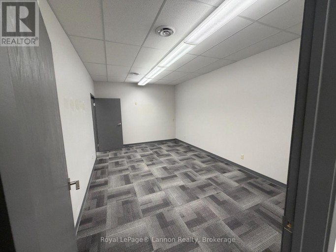 595 ARTHUR ST STREET W, Thunder Bay (Edgewater Park), Ontario, P7E5R5