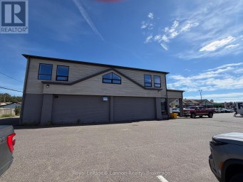 595 ARTHUR ST STREET W Thunder Bay (Edgewater Park) Ontario photo 3