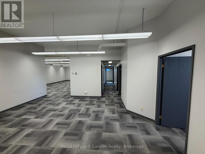595 ARTHUR ST STREET W, Thunder Bay (Edgewater Park), Ontario, P7E5R5