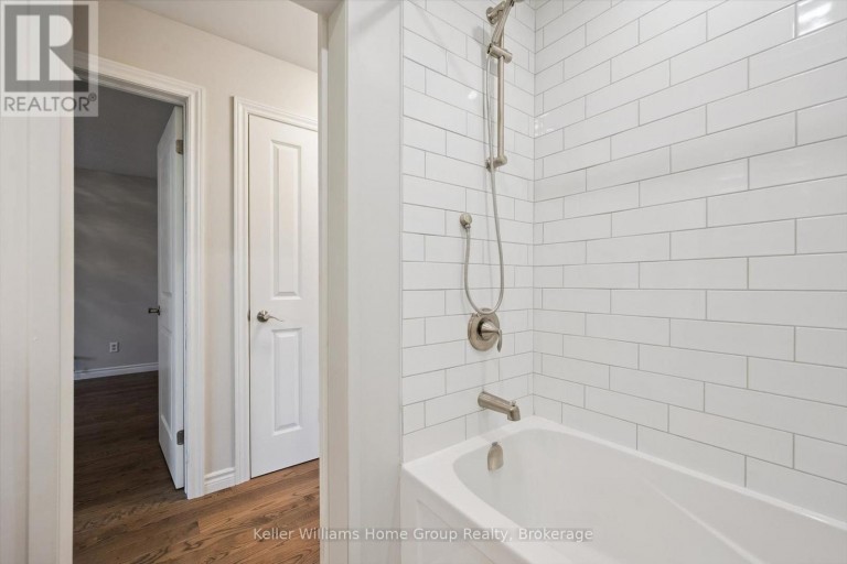 497 FORFAR STREET E, Centre Wellington (Fergus), Ontario, N1M3H6