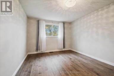 497 FORFAR STREET E Centre Wellington (Fergus) Ontario photo 27