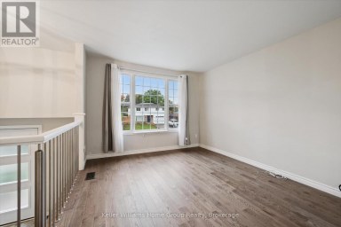 497 FORFAR STREET E Centre Wellington (Fergus) Ontario photo 6