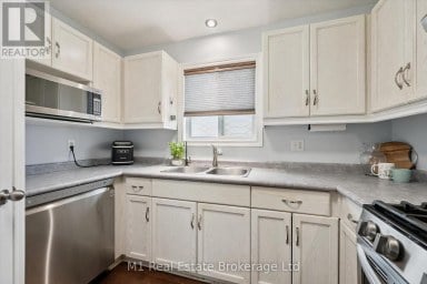 86 MILLIGAN STREET Centre Wellington (Fergus) Ontario photo 6