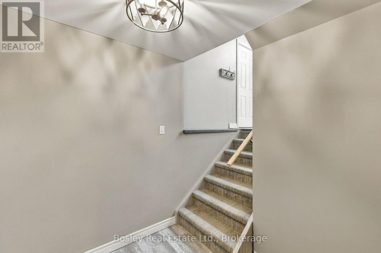 3 SHIRLEY COURT, Blue Mountains, Ontario, N0H2P0