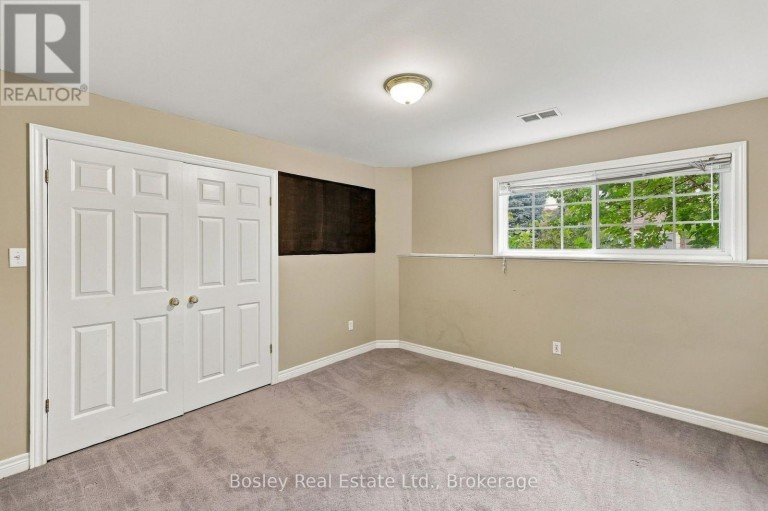 3 SHIRLEY COURT, Blue Mountains, Ontario, N0H2P0