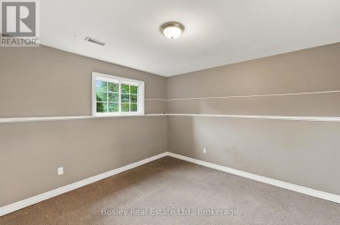 3 SHIRLEY COURT Blue Mountains Ontario photo 31