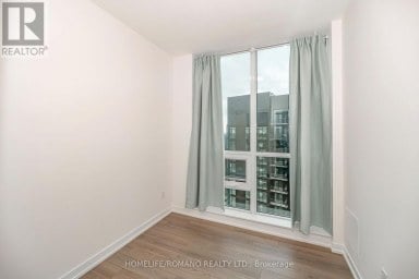 1602 - 31 TIPPETT ROAD Toronto (Clanton Park) Ontario photo 13