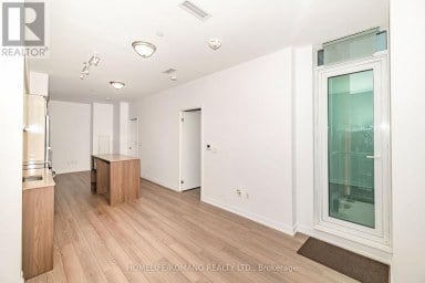 1602 - 31 TIPPETT ROAD Toronto (Clanton Park) Ontario photo 4