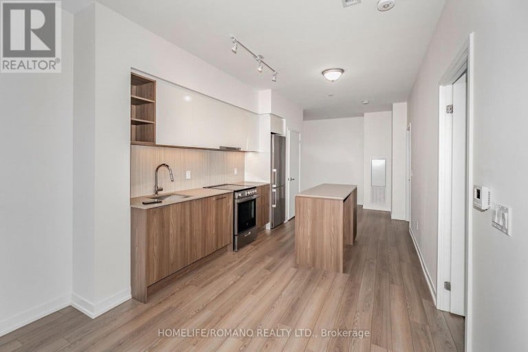 1602 - 31 TIPPETT ROAD, Toronto (Clanton Park), Ontario, M3H0C8