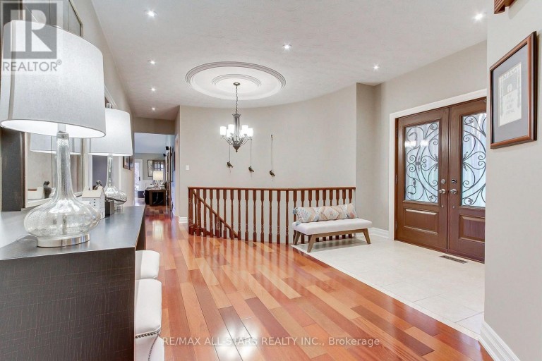 15 LOBRAICO LANE, Whitchurch-Stouffville, Ontario, L4A7X5