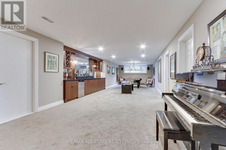 15 LOBRAICO LANE, Whitchurch-Stouffville, Ontario, L4A7X5