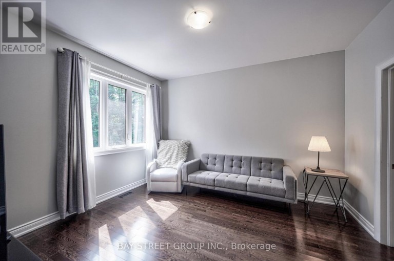 23 TRAIL BOULEVARD, Springwater (Centre Vespra), Ontario, L9X0S3