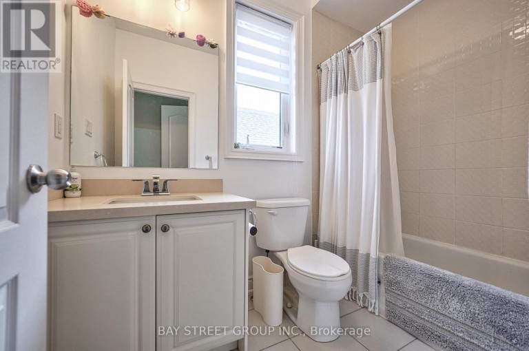 23 TRAIL BOULEVARD, Springwater (Centre Vespra), Ontario, L9X0S3