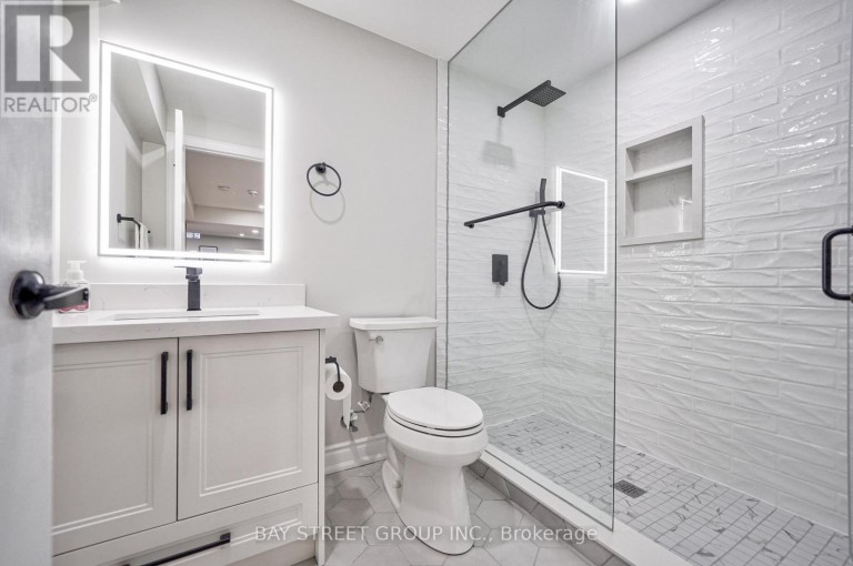 23 TRAIL BOULEVARD, Springwater (Centre Vespra), Ontario, L9X0S3