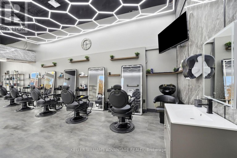 7 - 41 JAMES SNOW PKWY N PARKWAY, Milton (DG Derry Green), Ontario, L9E0H1
