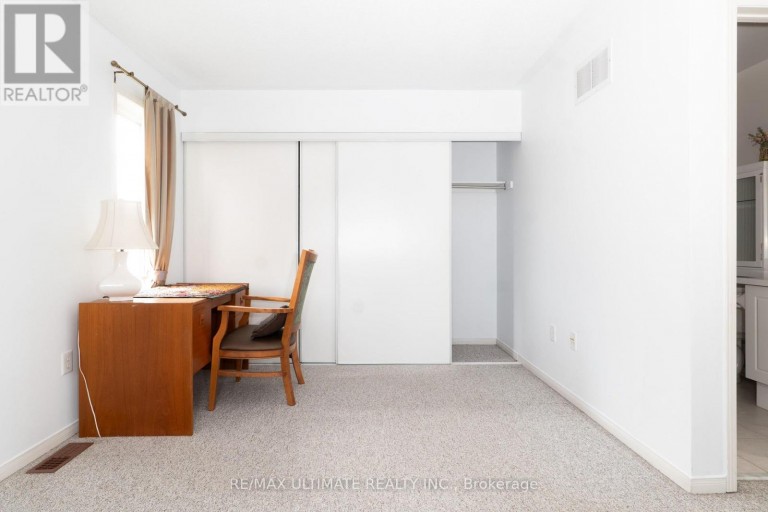 72 - 4950 ALBINA WAY, Mississauga (Hurontario), Ontario, L4Z4J7
