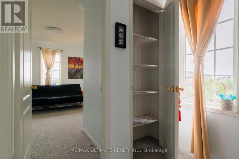 72 - 4950 ALBINA WAY, Mississauga (Hurontario), Ontario, L4Z4J7