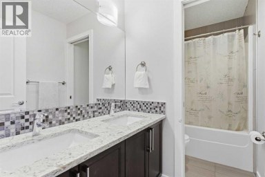 3502 3 Street NW Calgary Alberta photo 12