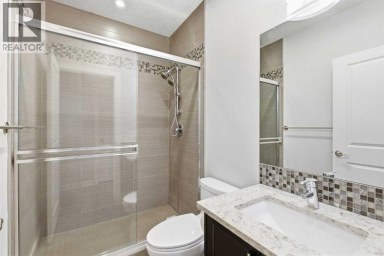 3502 3 Street NW Calgary Alberta photo 22