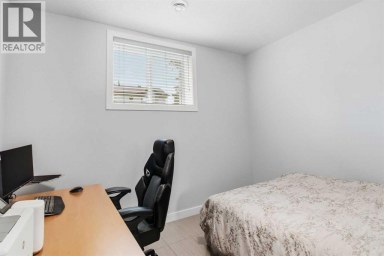 3502 3 Street NW Calgary Alberta photo 23