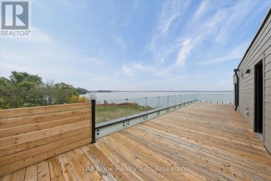 16 - 19 WEST STREET N Kawartha Lakes (Fenelon Falls) Ontario photo 18