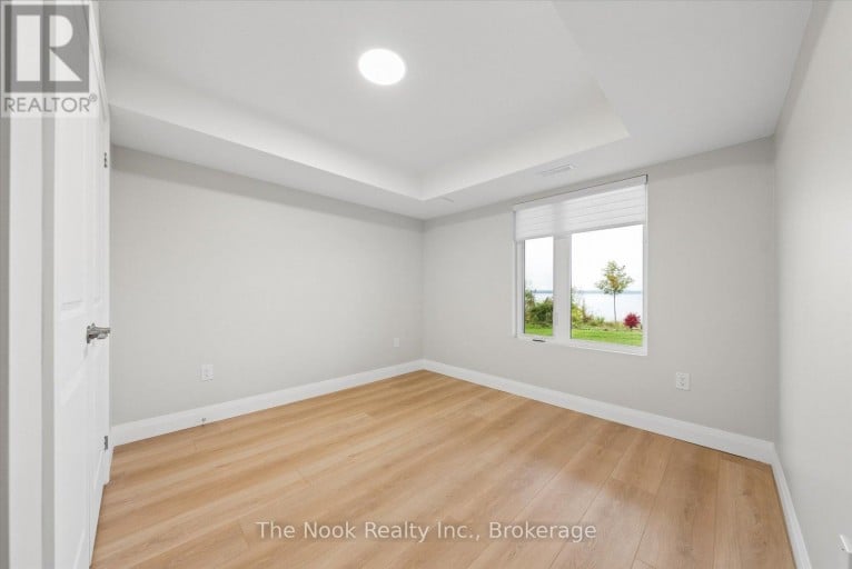 16 - 19 WEST STREET N, Kawartha Lakes (Fenelon Falls), Ontario, K0M1N0