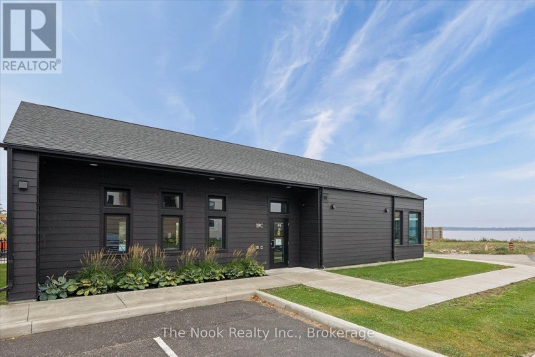 16 - 19 WEST STREET N, Kawartha Lakes (Fenelon Falls), Ontario, K0M1N0