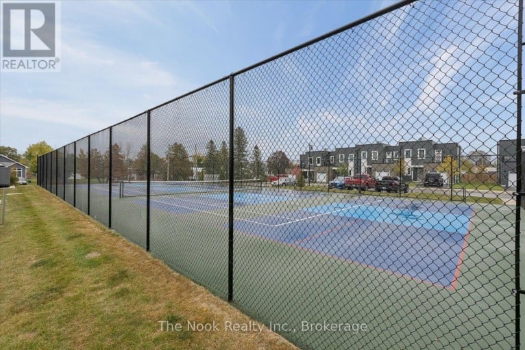 16 - 19 WEST STREET N, Kawartha Lakes (Fenelon Falls), Ontario, K0M1N0