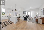 16 - 19 WEST STREET N, Kawartha Lakes (Fenelon Falls), Ontario