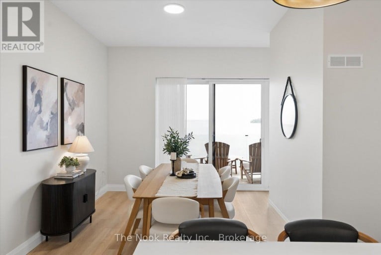 16 - 19 WEST STREET N, Kawartha Lakes (Fenelon Falls), Ontario, K0M1N0