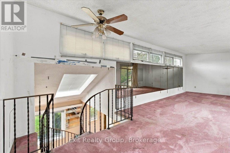 102 ORCHARD DRIVE, Belleville (Belleville Ward), Ontario, K8P2K7