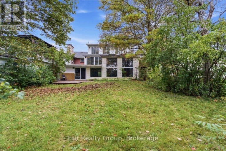 102 ORCHARD DRIVE, Belleville (Belleville Ward), Ontario, K8P2K7