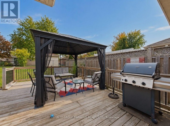 5 DENFIELD ROAD, Kawartha Lakes (Lindsay), Ontario, K9V0B4
