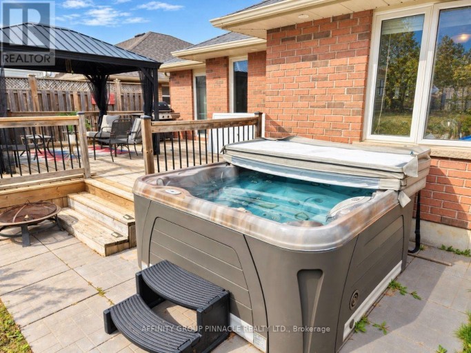 5 DENFIELD ROAD, Kawartha Lakes (Lindsay), Ontario, K9V0B4