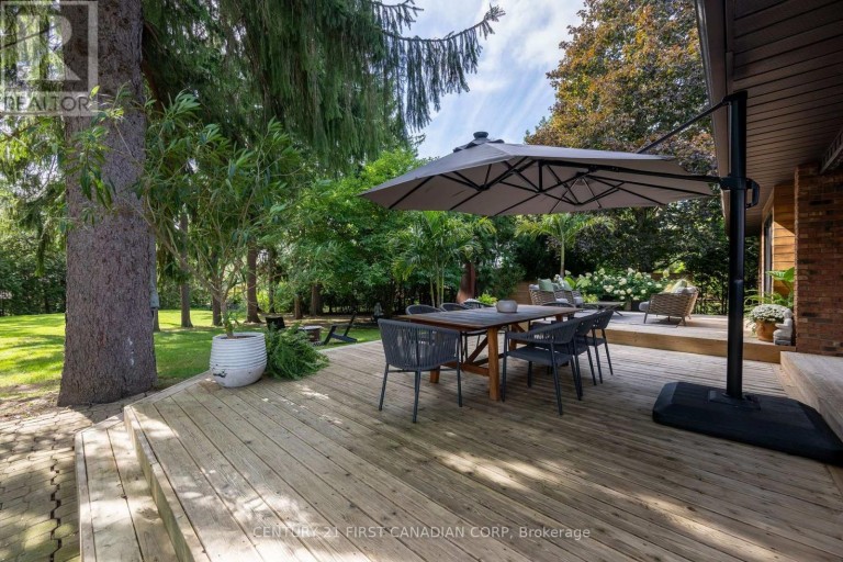 86 TOBIN COURT, London South (South C), Ontario, N6K3Y4