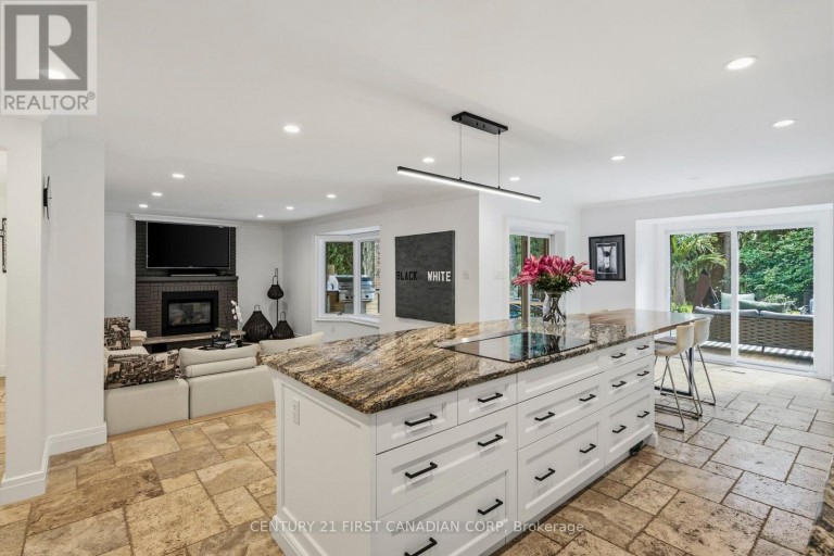 86 TOBIN COURT, London South (South C), Ontario, N6K3Y4