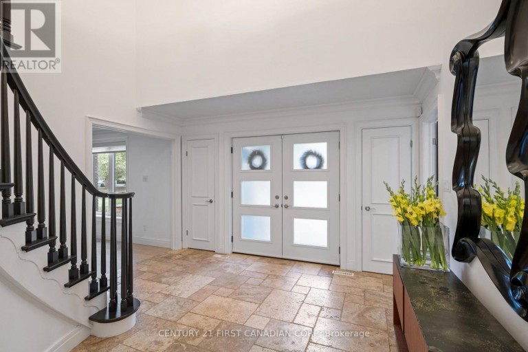 86 TOBIN COURT, London South (South C), Ontario, N6K3Y4