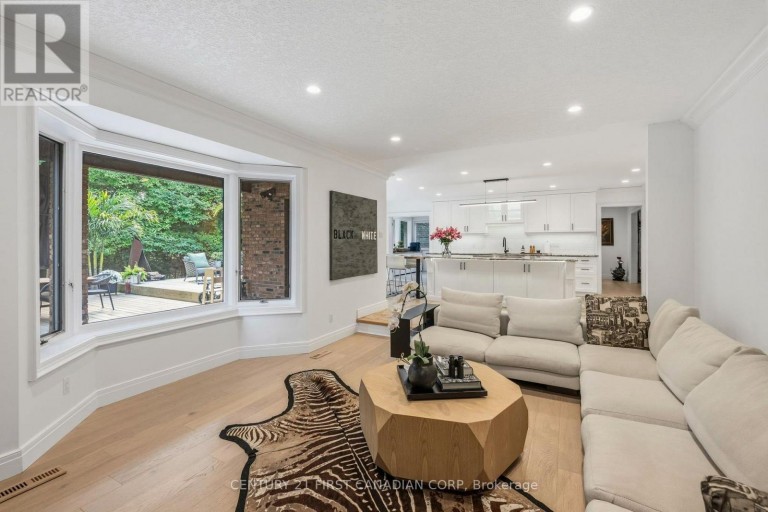 86 TOBIN COURT, London South (South C), Ontario, N6K3Y4