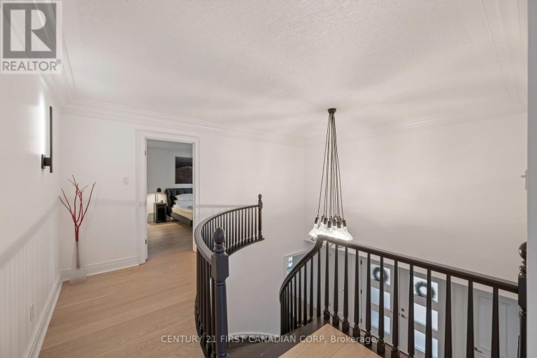86 TOBIN COURT, London South (South C), Ontario, N6K3Y4