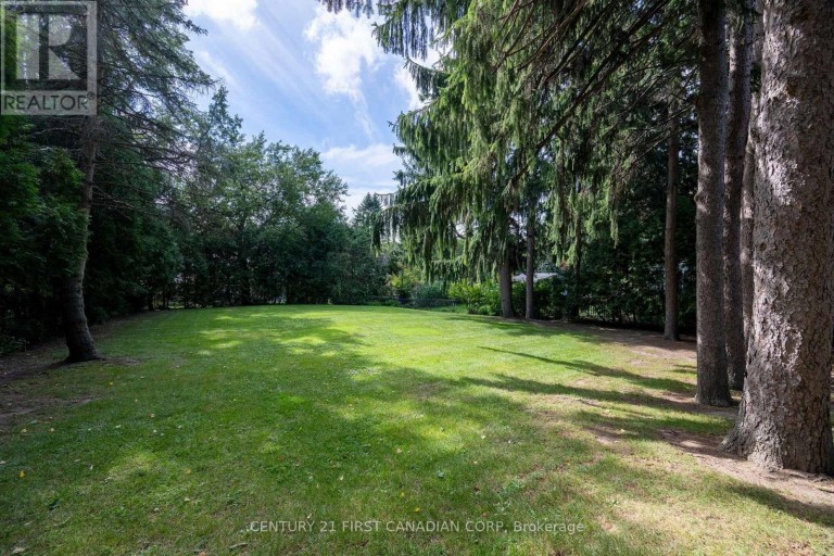 86 TOBIN COURT, London South (South C), Ontario, N6K3Y4