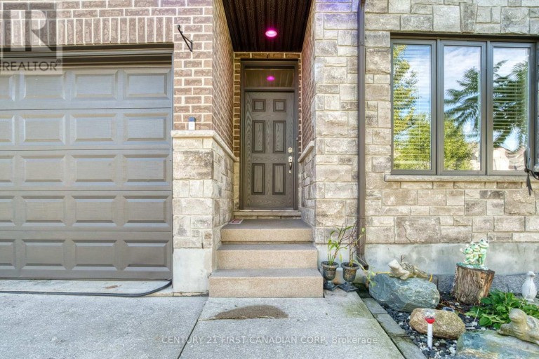 34 - 777 APRICOT DRIVE, London South (South K), Ontario, N6K5B3