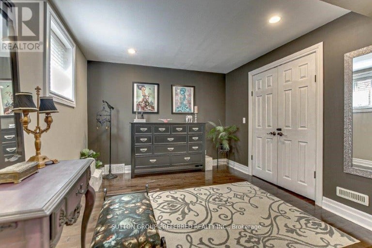 73 FIFTH AVENUE, St. Thomas, Ontario, N5R4C9
