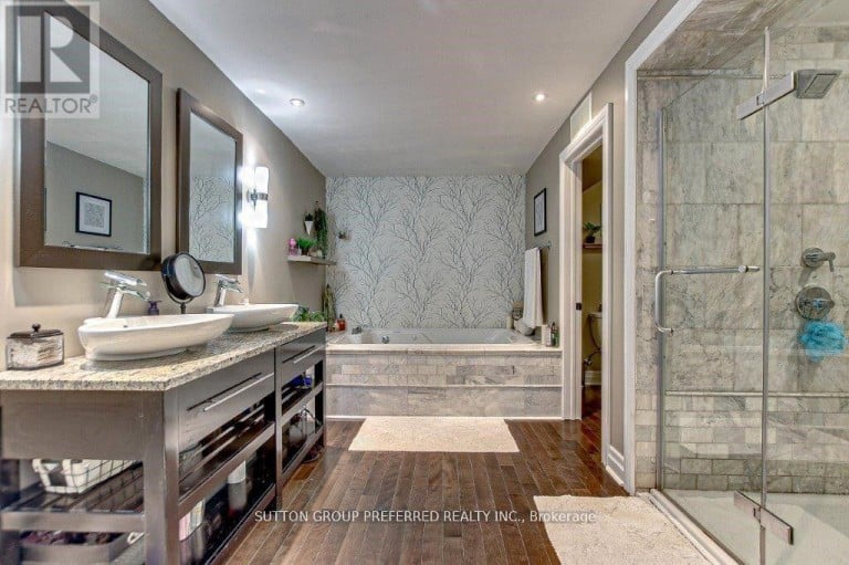 73 FIFTH AVENUE, St. Thomas, Ontario, N5R4C9