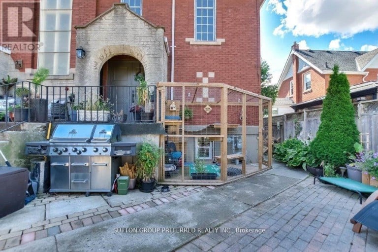73 FIFTH AVENUE, St. Thomas, Ontario, N5R4C9