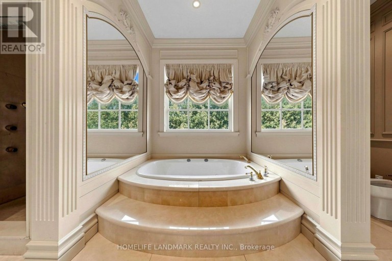 25 THE BRIDLE PATH, Toronto (Bridle Path-Sunnybrook-York Mills), Ontario, M2L1C9