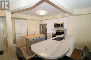 305 - 4640 KIMBERMOUNT AVENUE Mississauga (Central Erin Mills) Ontario photo 2